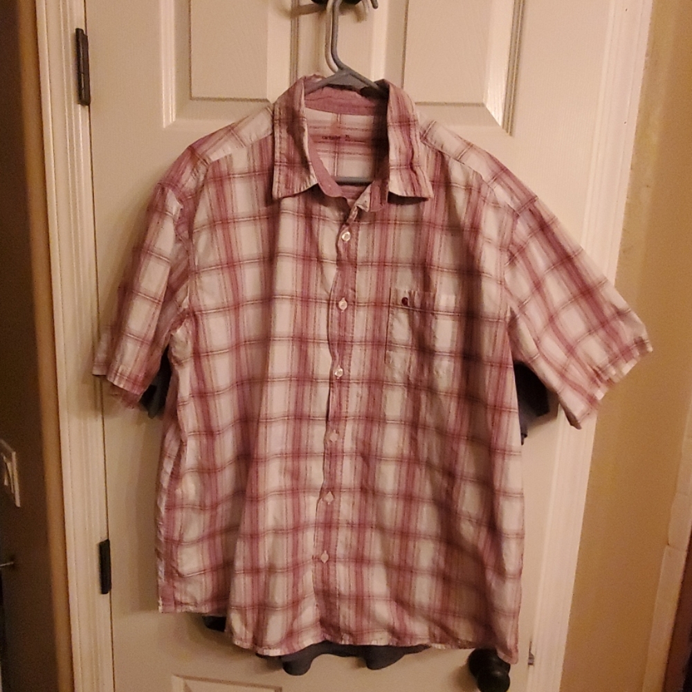 Light pink plaid amazing button up Carhartt short